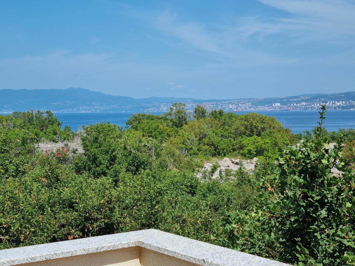 Apartments Miro Omišalj Εξωτερικό φωτογραφία
